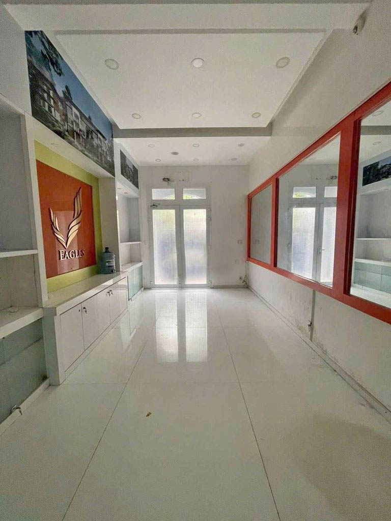 Cho thuê nhà dạng Biệt Thự MT Cù Lao, Phường 2, Quận Phú Nhuận